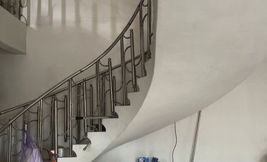 Dijual Cepat, Murah, Rumah dan gudang NGRONGGO KEDIRI