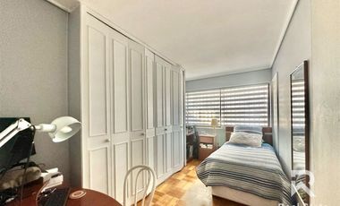 Departamento en Venta en Eliodoro Yañez a pasos de Municipalidad de Providencia.