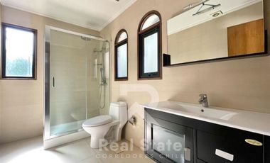 Casa en Venta en DANIEL DE LA VEGA CON ECHEQÑIQUE