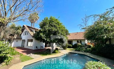 Casa en Venta en DANIEL DE LA VEGA CON ECHEQÑIQUE