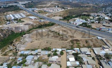 Venta de amplio terreno 41323 m2 en Vía Circunvalación - Zona de alta Plusvalía