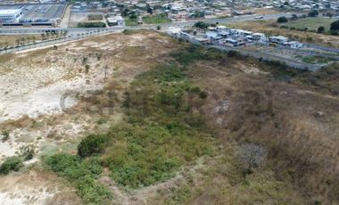 Amplio Terreno en Venta – 181.000 m² en Zona de Crecimiento