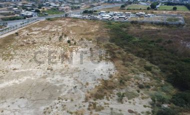 Amplio Terreno en Venta – 181.000 m² en Zona de Crecimiento