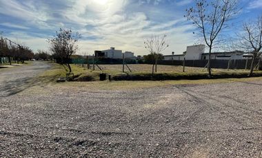 VENTA LOTE ESQUINA B. Portal de Vistalba