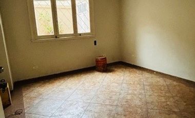 Departamento Tipo Casa en alquiler en Lanus Oeste