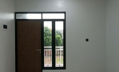 Dijual rumah dekat Stasiun LRT Jatimulya dan Stasiun Kereta Bekasi