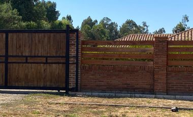 CASA EN PARCELA AMPLITUD, DISEÑO Y ENTORNO NATURAL