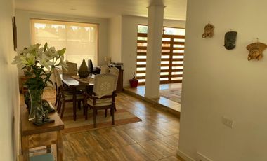 CASA EN PARCELA AMPLITUD, DISEÑO Y ENTORNO NATURAL