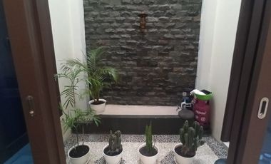 Dijual Rumah Murah full Furnish lokasi km7 depan Gramedia