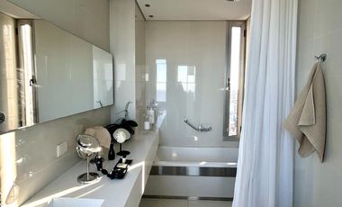 Espectacular 2 suites y dep Vista al Rio Venta La Lucila