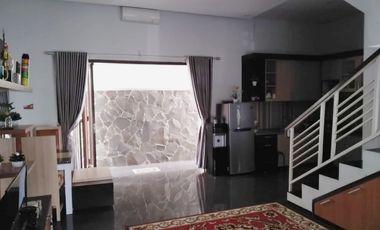 Rumah Cluster Mewah Solo Kota Dekat Pasar Kembang Solo