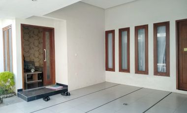 Rumah Cluster Mewah Solo Kota Dekat Pasar Kembang Solo