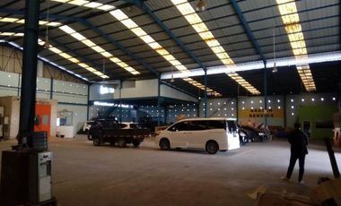 MURAH !! Luas 3500 Bengkel Gudang Jalan Raya Karawang Bekasi