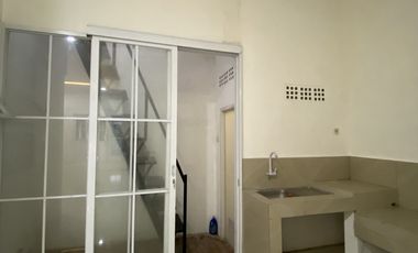 MURAH CANTIK !! Luas 105 Full Renov Kemang Pratama Bekasi