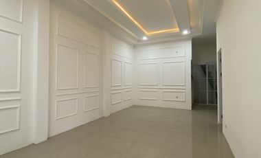 MURAH CANTIK !! Luas 105 Full Renov Kemang Pratama Bekasi
