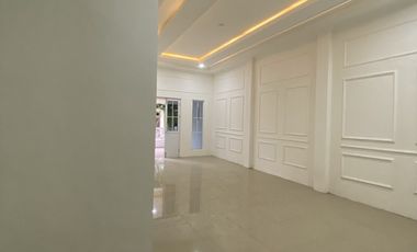 MURAH CANTIK !! Luas 105 Full Renov Kemang Pratama Bekasi