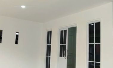 MURAH CANTIK !! Luas 105 Full Renov Kemang Pratama Bekasi