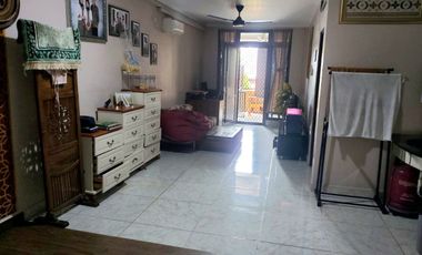 MURAH !! 3 Lantai Rumah Cantik Kemang Pratama Bekasi