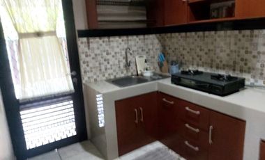 MURAH !! 3 Lantai Rumah Cantik Kemang Pratama Bekasi