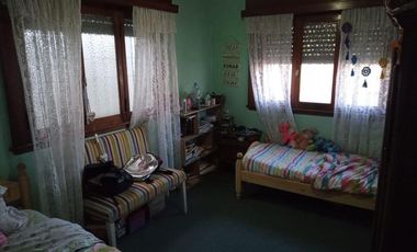 Casa con importante terreno en la zona de Bernal