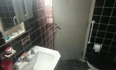 Venta Casa al frente 2 dormitorios patio y terraza