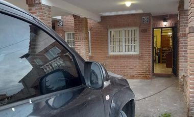Dúplex en venta - 3 dormitorios 1 baño - 72mts2 - Mar Del Tuyu
