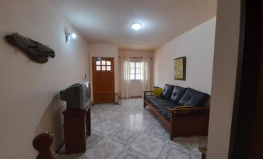 Dúplex en venta - 3 dormitorios 1 baño - 72mts2 - Mar Del Tuyu