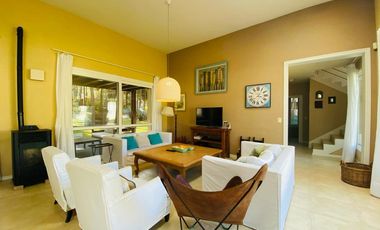 Casa en Venta Costa Esmeralda Barrio Residencial I