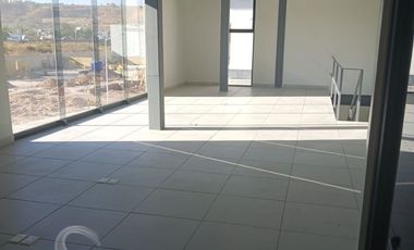 Bodega lista para operar Periférico Oriente