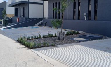 Bodega lista para operar Periférico Oriente