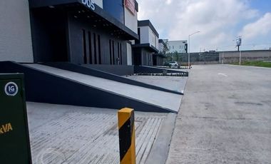 Bodega lista para operar Periférico Oriente