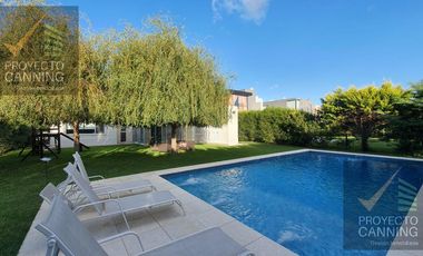 Casa en  Venta en Canning Barrio Don Joaquín