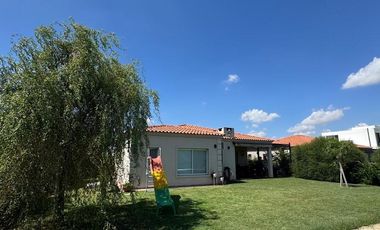 Casa en venta / alquiler Barrio Santa Ines Canning
