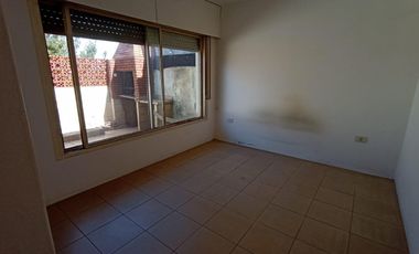 Departamento tipo casa sin expensas!