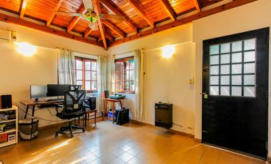Venta PH 3 ambientes Versalles Cochera y Balcon Terraza