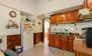 Venta PH 3 ambientes Versalles Cochera y Balcon Terraza