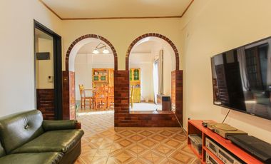 Venta PH 3 ambientes Versalles Cochera y Balcon Terraza
