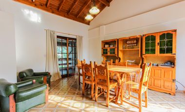 Venta PH 3 ambientes Versalles Cochera y Balcon Terraza