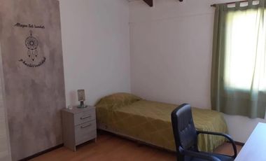 Casa en venta - 3 Dormitorios 1 Baño - Allen