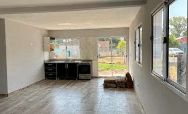 Casa en venta - 4 Dormitorios 2 Baños - 195Mts2 - José C. Paz