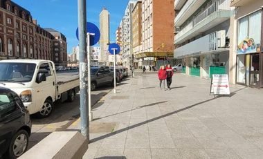COCHERA FRENTE AL NH SOBRE BOULEVARD MARITIMO