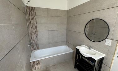 VENTA, CASA, SAN MATIAS, AREA 5, LOTE AL 900, 4 AMBIENTES