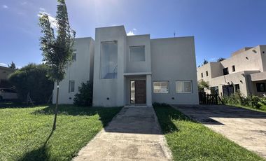 VENTA, CASA, SAN MATIAS, AREA 5, LOTE AL 900, 4 AMBIENTES