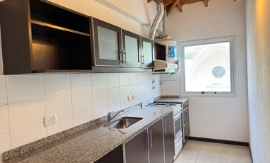 Departamento dos ambientes con cochera en venta