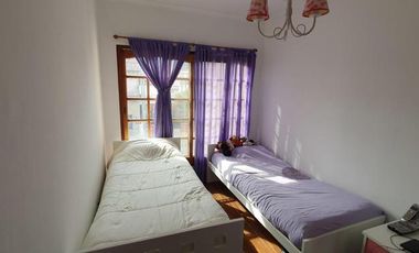 Excelente casa con amplias comodidades