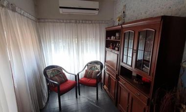 Excelente casa con amplias comodidades