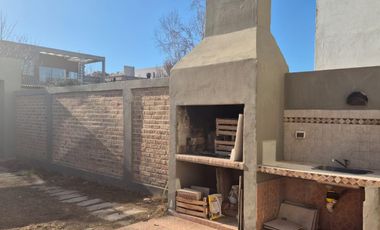 Hermoso Duplex 3 dormitorios en Rincon de Emilio.