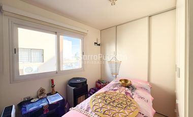 Venta departamento 3 ambientes con balcón, parrilla y cochera en Haedo.