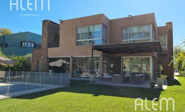 Casa de 6 Dormitorios en venta en Valdevez | GRAN Calidad Constructiva