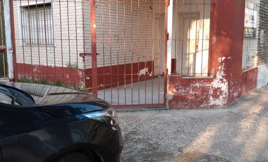 PH en venta - 2 Dormitorios 1 Baño 3 Cocheras - 90Mts2 - Haedo